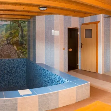 Gutsulia Деревянный коттедж Яремча