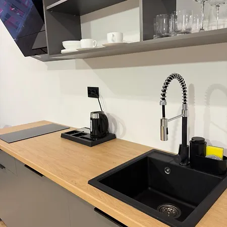 Orman Evi Gutsulia *