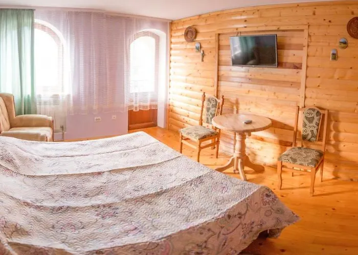 Orman Evi Gutsulia *