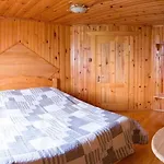 Gutsulia Lodge
